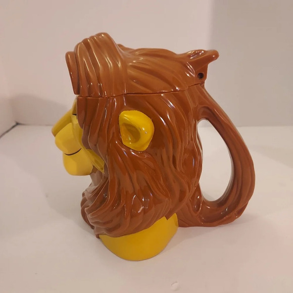 Disney On Ice The Lion King Simba Head Flip Lid Plastic Mug with Handle - Picture 2 of 6